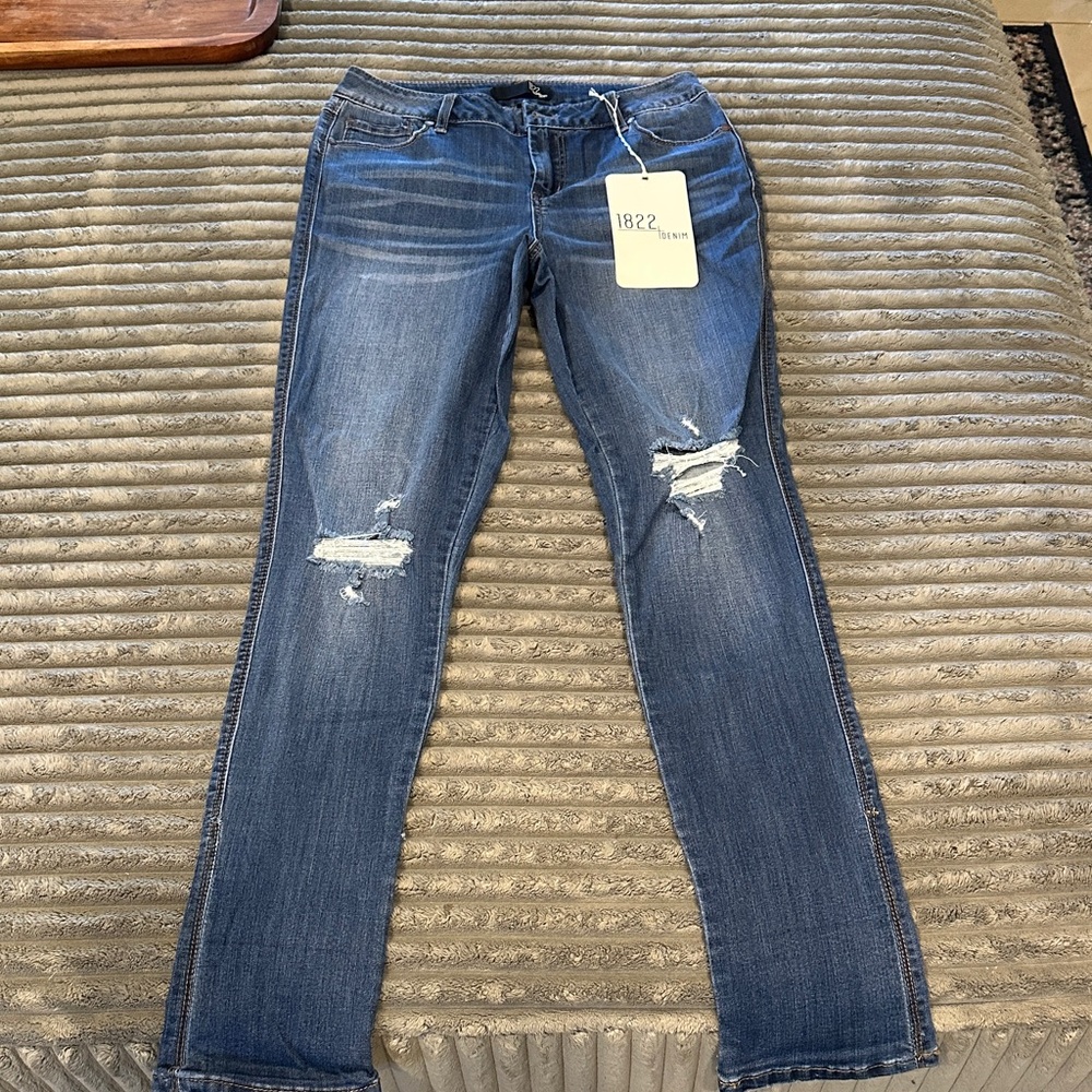 1822 Denim Women's Classic Blue Ripped Skinny Jeans